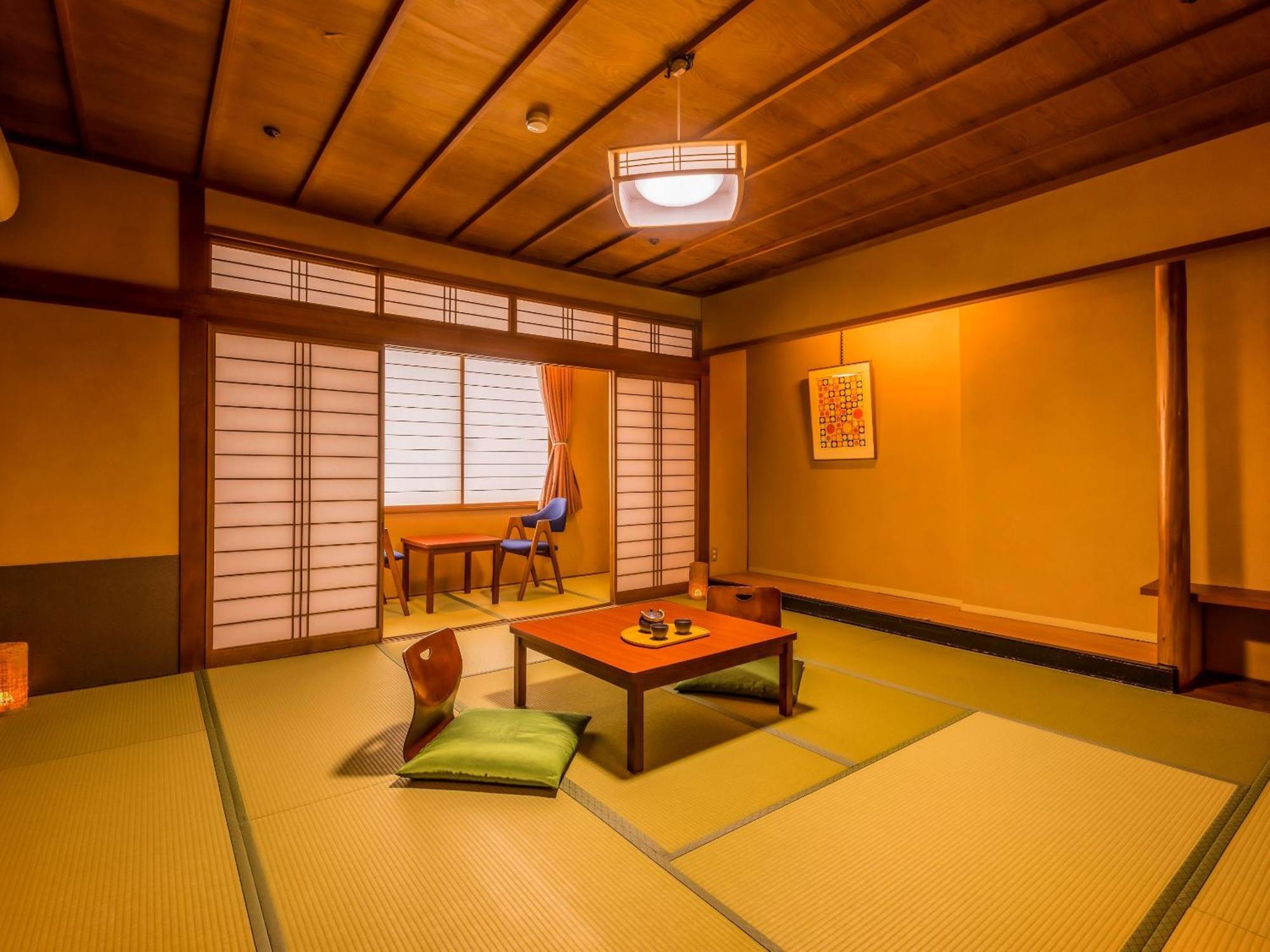 Ooedo Onsen Monogatari Yamashiro Saichoraku Hotell Kaga  Rum bild