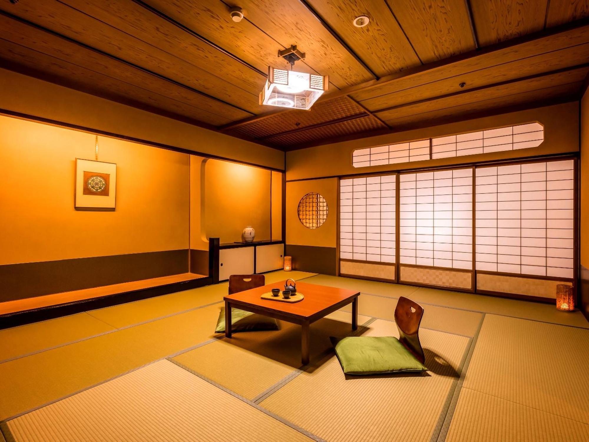 Ooedo Onsen Monogatari Yamashiro Saichoraku Hotell Kaga  Rum bild