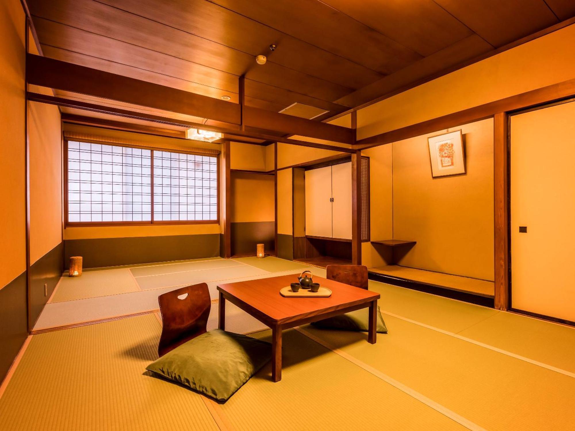 Ooedo Onsen Monogatari Yamashiro Saichoraku Hotell Kaga  Rum bild