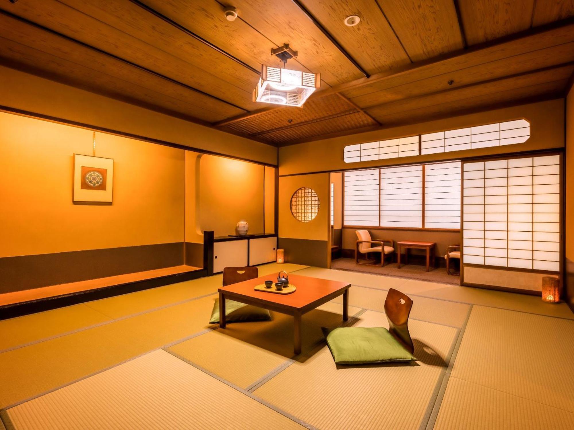 Ooedo Onsen Monogatari Yamashiro Saichoraku Hotell Kaga  Rum bild