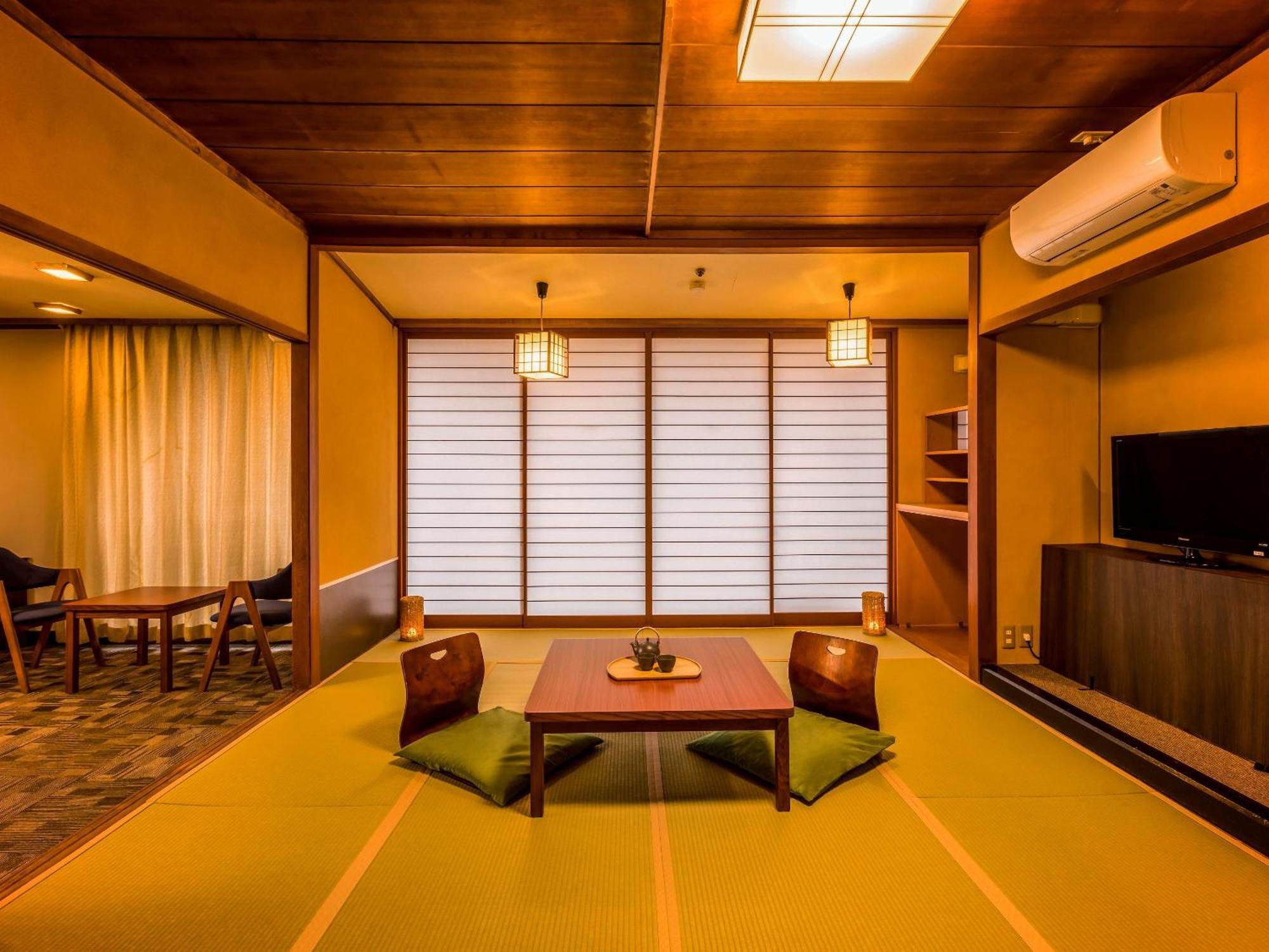 Ooedo Onsen Monogatari Yamashiro Saichoraku Hotell Kaga  Rum bild
